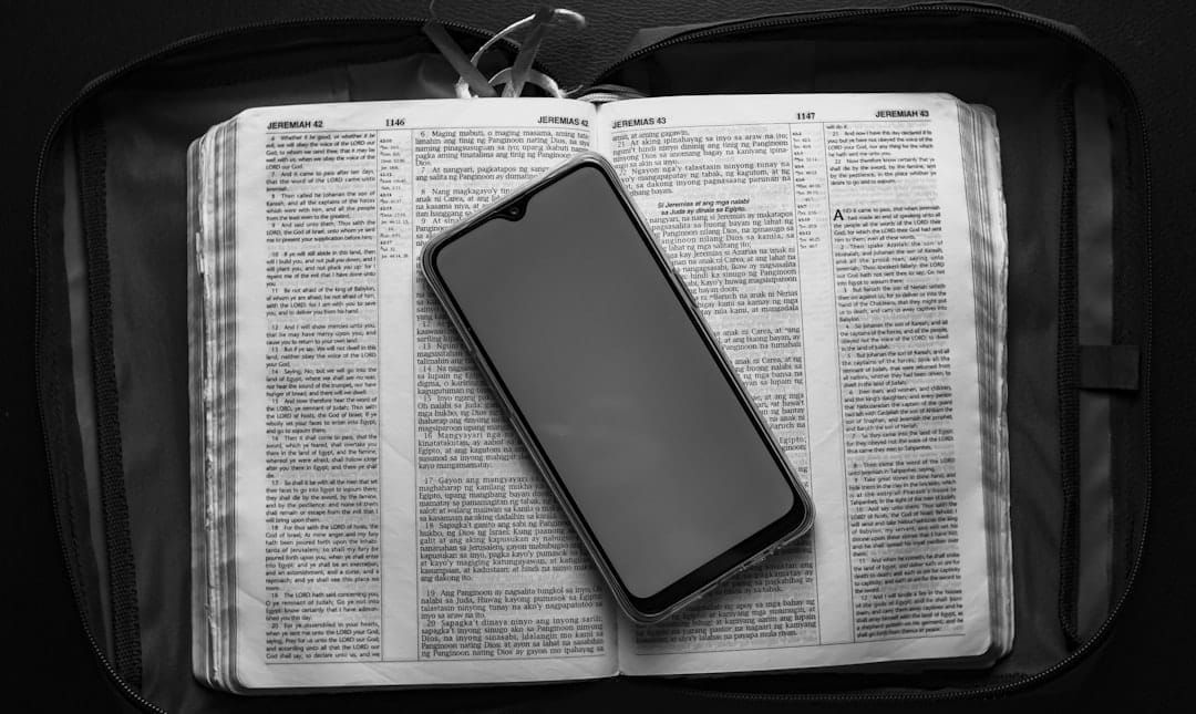 Aplicación móvil esencial para leer la Biblia diariamente