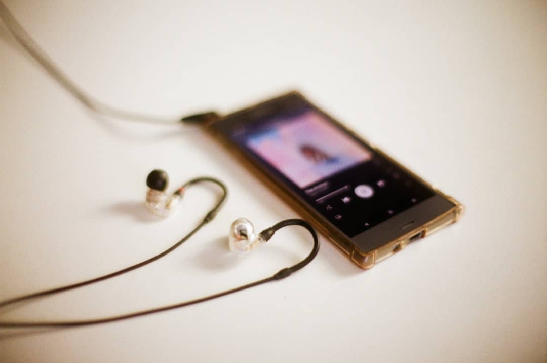 Escuchar radio en el móvil